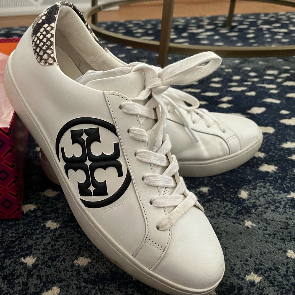 Tory Burch T-Logo Sneakers Color Snow White Womens Size 8. No Box